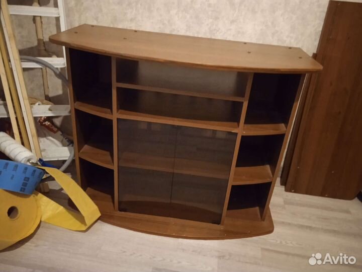 Тумба под телевизор большая
