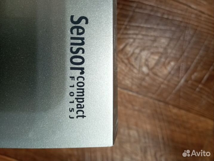 Запчасти на samsung sensor compact F1015j