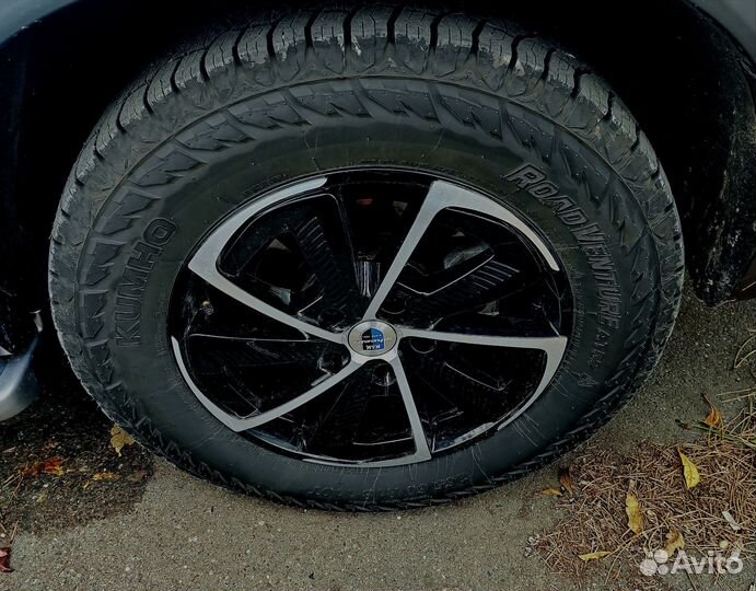 Kumho Road Venture AT52 265/60 R18 110T