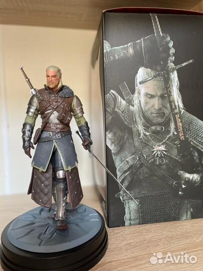 Геральт. Ведьмак. Коллекционная фигурка