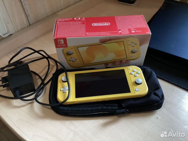 Nintendo switch lite