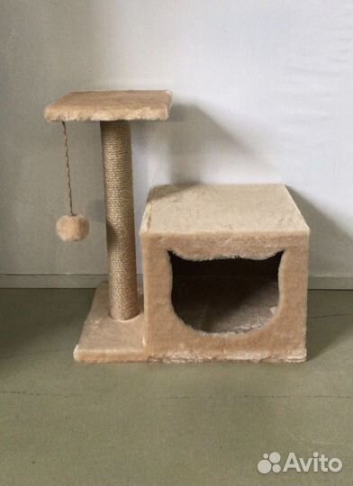 Домик для котиков с когтеточкой