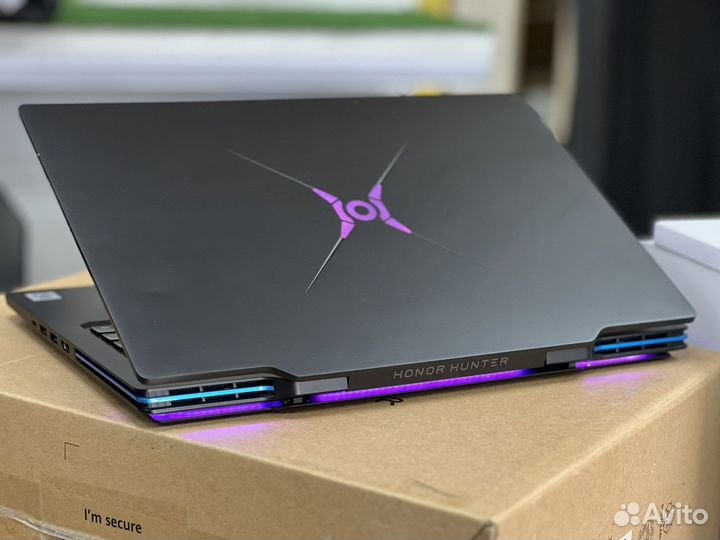 16.1 Игровой ноутбук Honor Hunter V700 GTX1660Ti