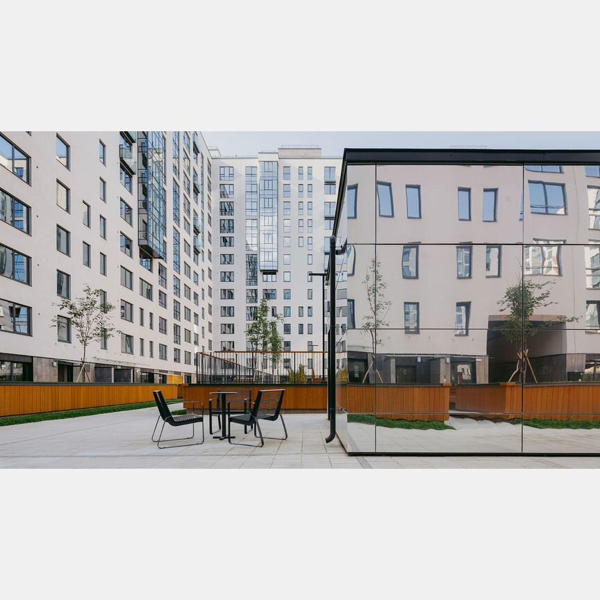 2-к. квартира, 80,8 м², 10/13 эт.