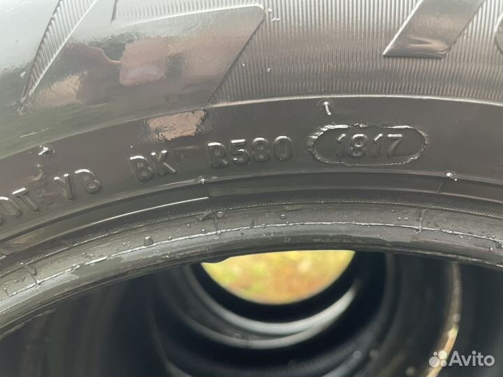 Pirelli Ice Zero 205/55 R16