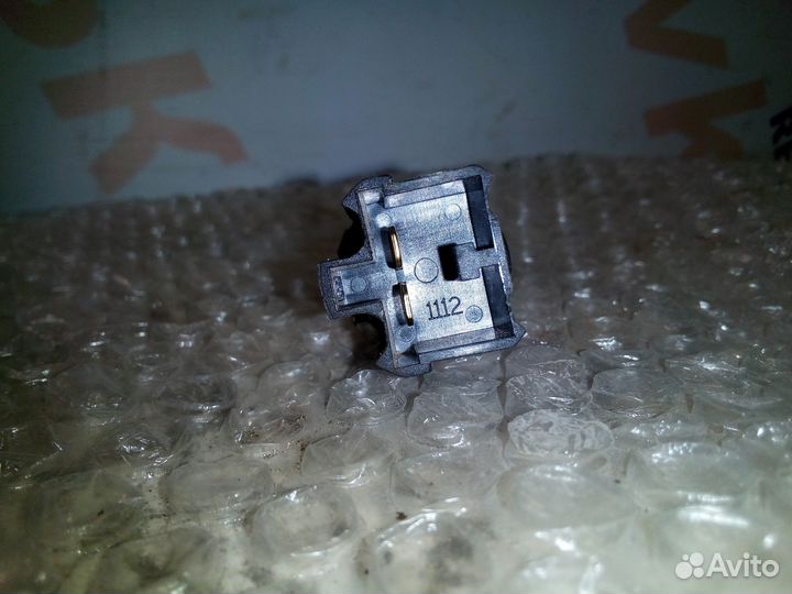 Датчик стоп-сигнала vision Geelly ес 7 Emgrand