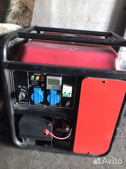 Бензиновый генератор, бензогенератор DDE DPG7201Ei