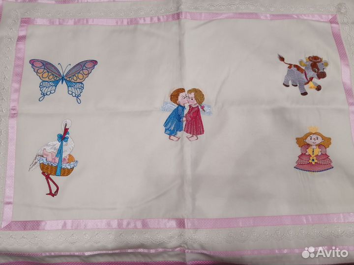 Бортик на детскую кроватку