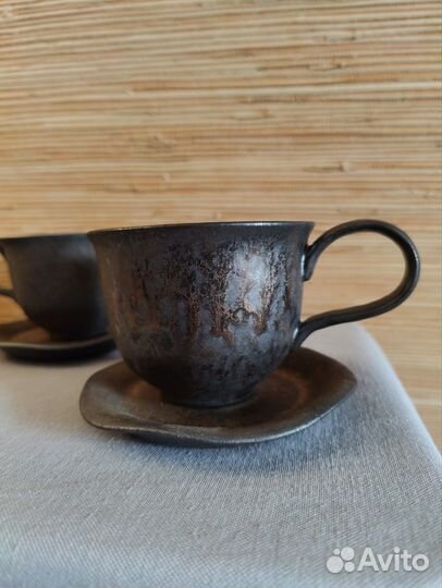 Пара керамических чашек
