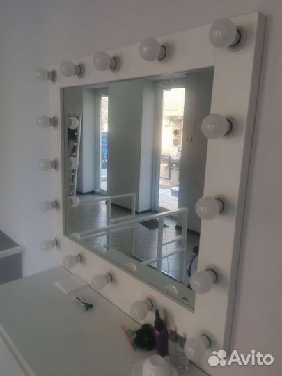 Гримерное зеркало с лампочками бу
