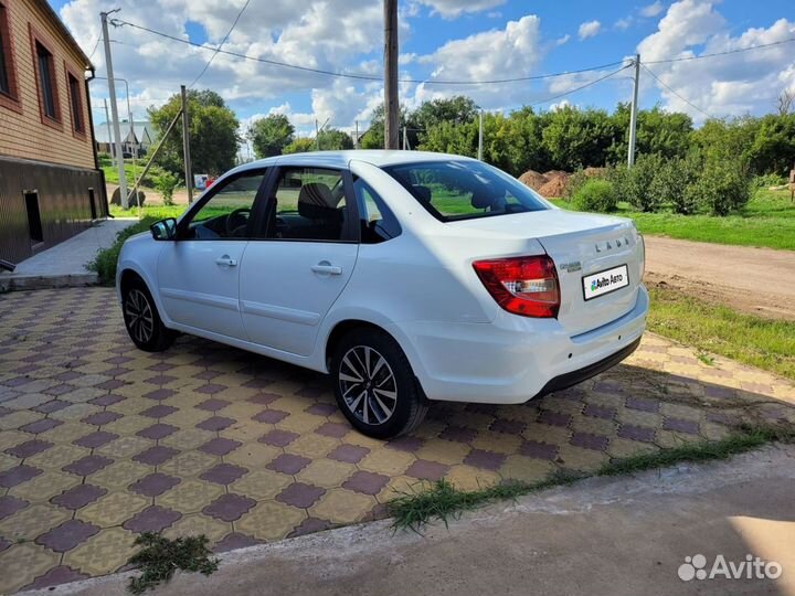 LADA Granta 1.6 МТ, 2022, 56 258 км