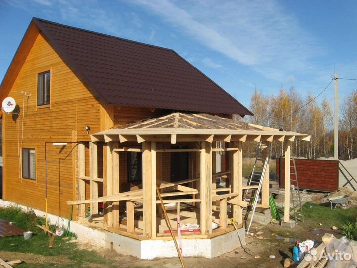 Бригада строителей