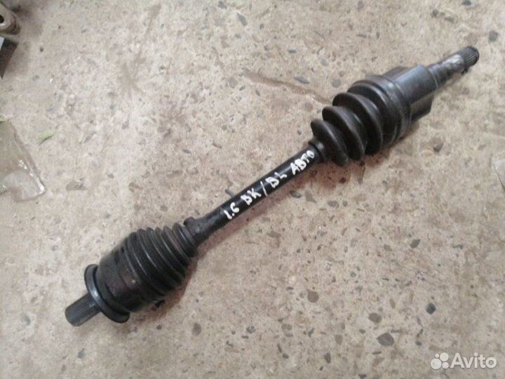 Привод левый Mazda 3 BL Z6 2011