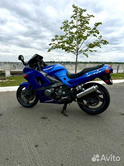 Kawasaki ZZR 600
