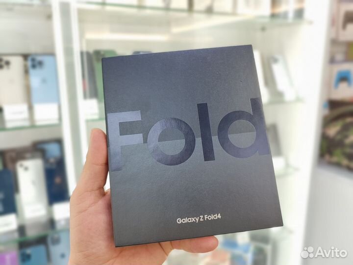 Samsung Galaxy Z Fold4, 12/512 ГБ