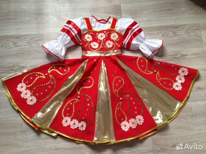 Сарафан народный