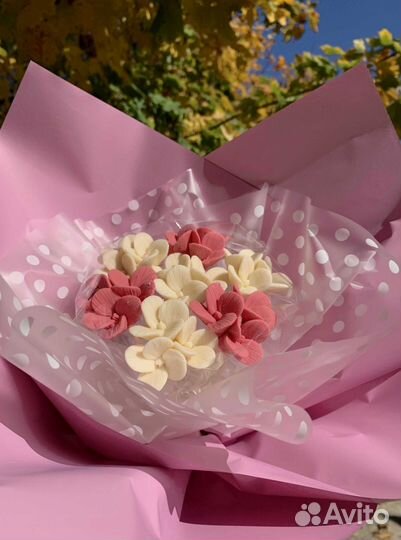 Шикарный букет девушке