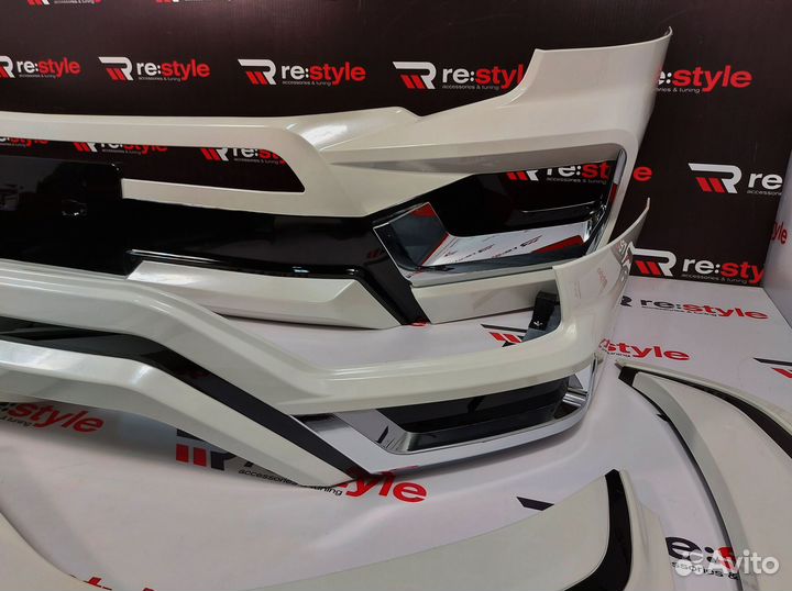 Обвес Toyota Land Cruiser 300 Modellista Белый GBT