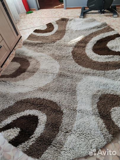 Ковёр новый овал