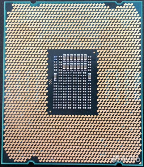 Intel Xeon W-2225