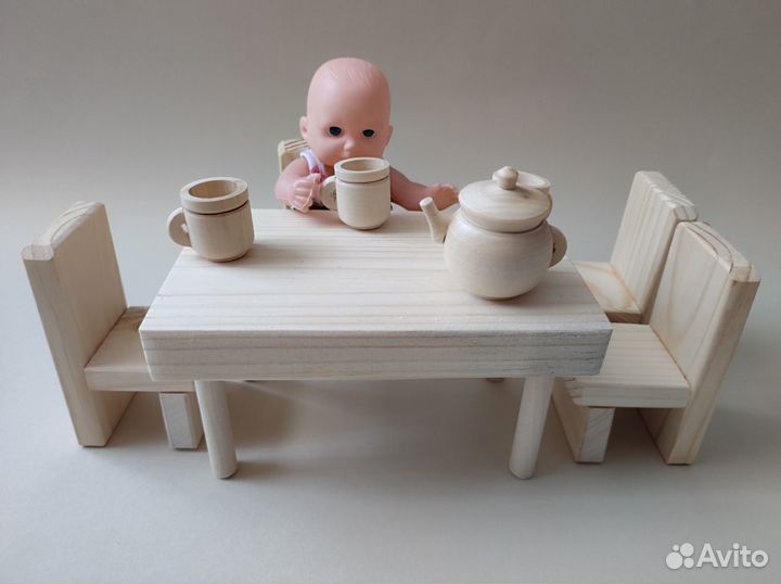 Набор кукольной деревянной посуды и мебели