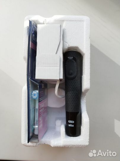 Зубная щетка Oral B