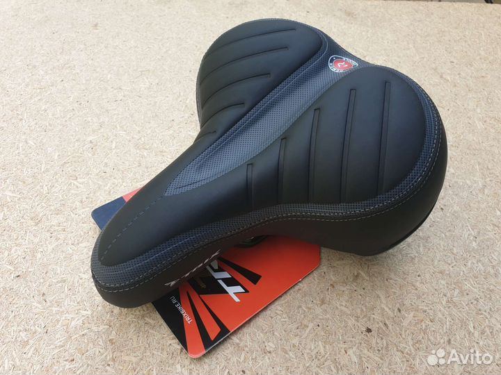 Седло комфортное Trix черно-серое (250х210мм)