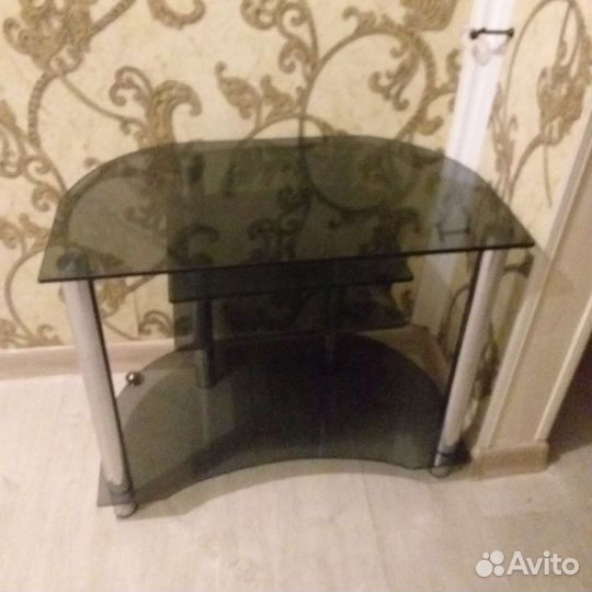 Стеклянная подставка для тв