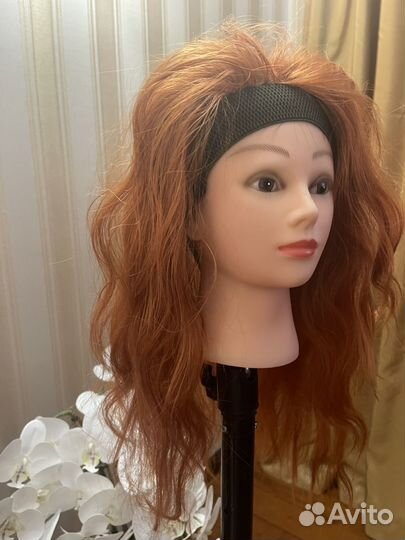 Парик вязанный на ободке искусственный