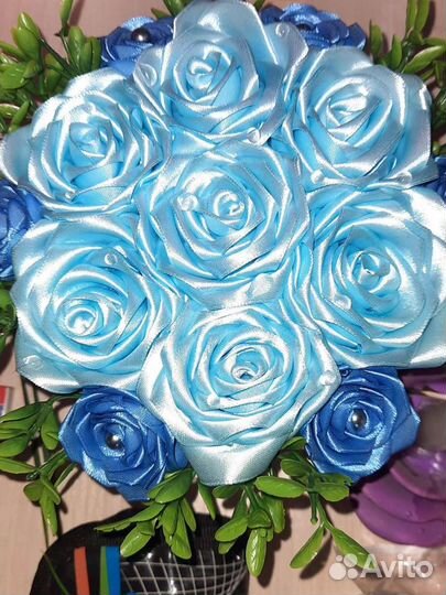 Цветы из атласных лент