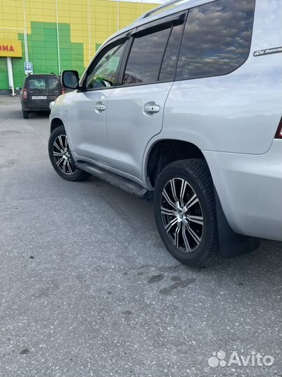 Колеса r20 на toyota land cruiser 200