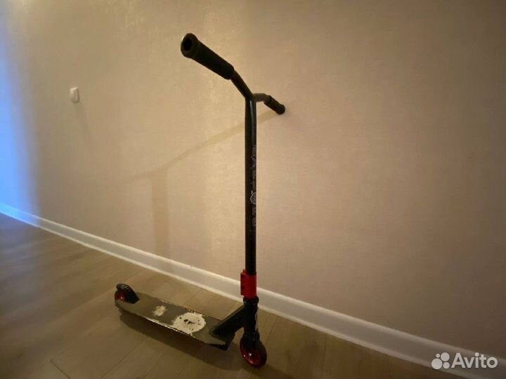 Трюковой самокат 