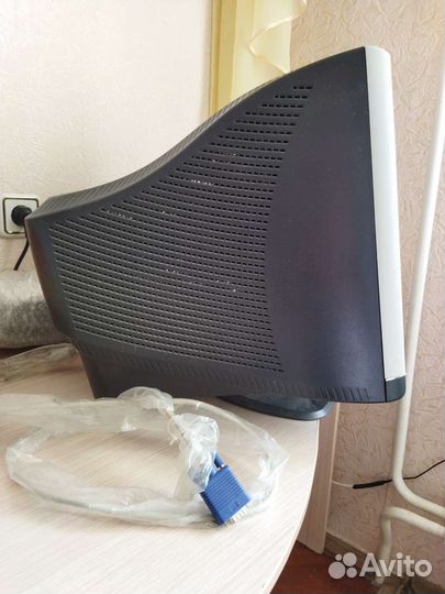 Монитор LG flatron