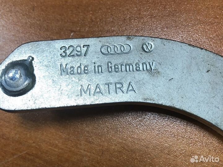 Matra 3297 Фиксатор генератора