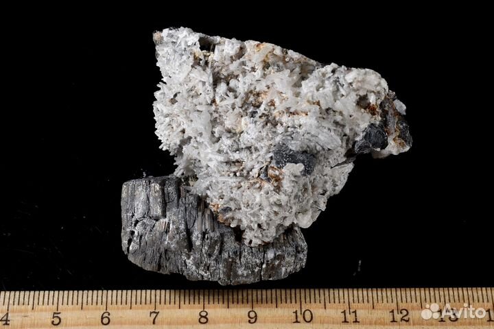 Друза кристаллов. Пирротин, кварц. Лот №475