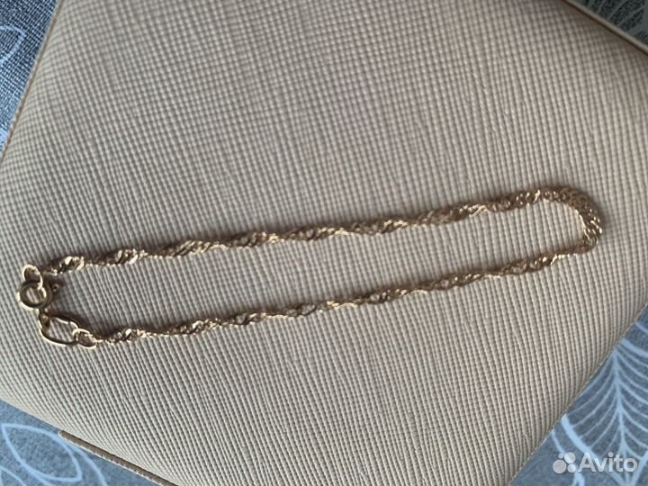 Золотой браслет