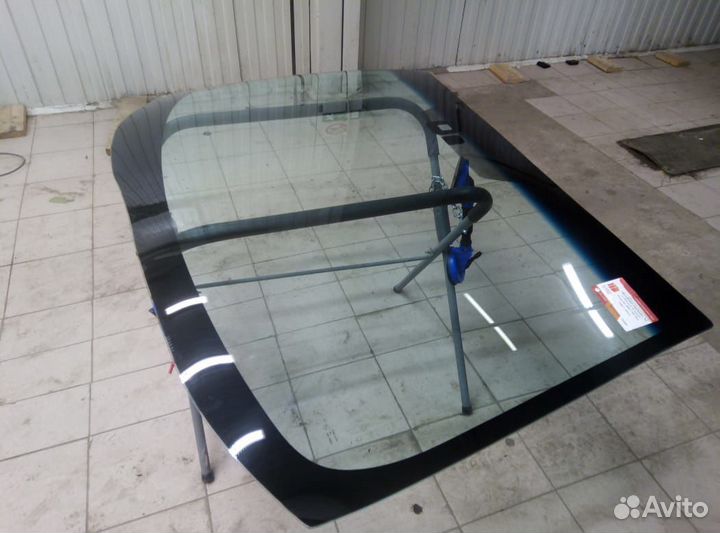 Лобовое стекло Kia Soul Киа Соул