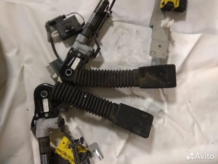 Преднатяжители ремней безопасности бмв