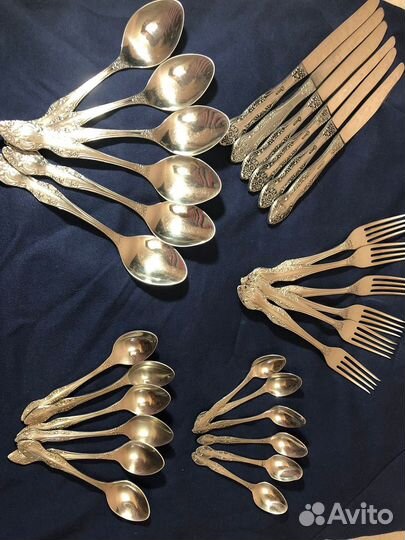 Новый набор столовых приборов