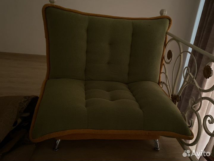 Диван и кресло