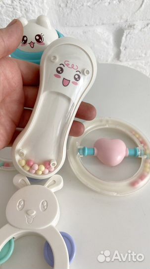 Погремушки, прорезыватели