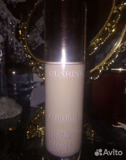 Clarins тональный крем everlasting