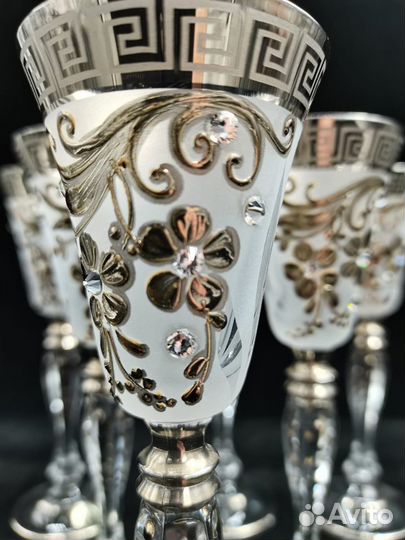 Набор 6 рюмок на ножке с кристаллами Сваровски