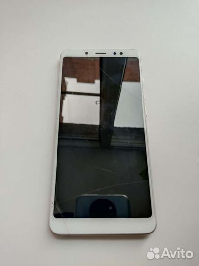 Xiaomi Redmi Note 5, 4/64 ГБ