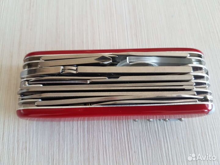 Нож - мультитул Victorinox