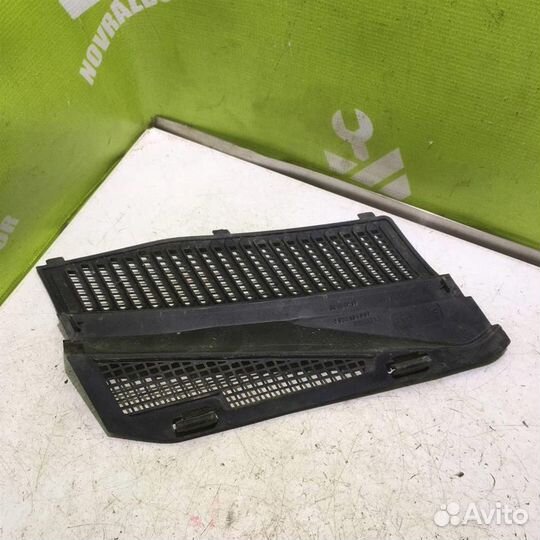 Решетка стеклоочистителя Рено Меган