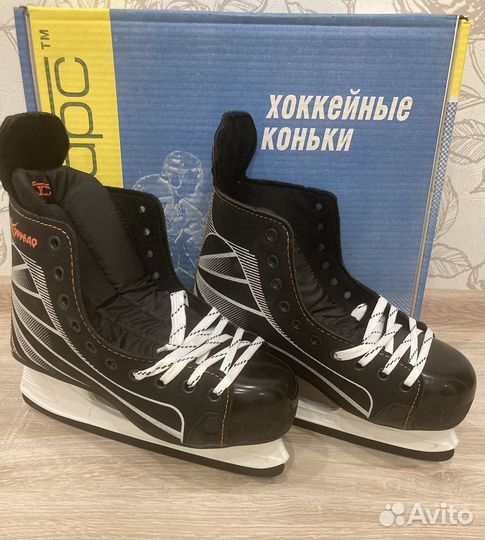 Хоккейные коньки