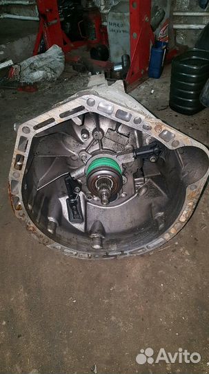 МКПП 6-ти ступенчатая Mercedes M111 2,3 w203 компр