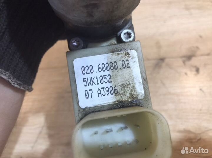 Мотор стеклоподъемника задний левый Bmw 7-Series