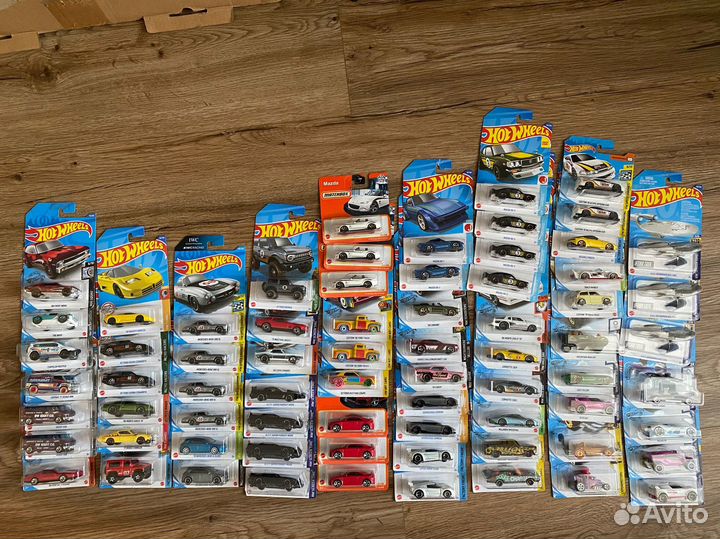 Hot wheels 71шт